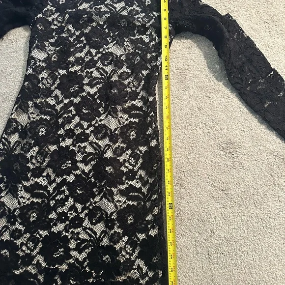 Theory! Elegant Beautiful Black lace theory dress dry cleaned!!! - Picture 9 of 9